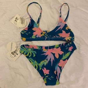 Kulani Kinis bikini set